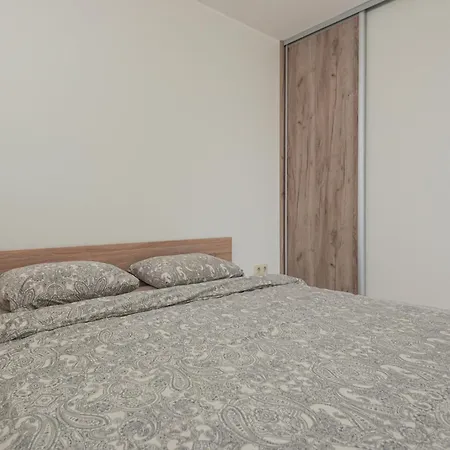 The Golden Waves - Family In * 帕兰加