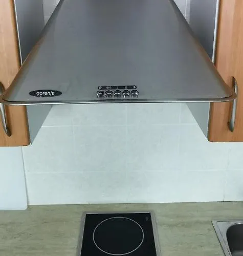 The Golden Waves - Family In Апартаменти Паланга